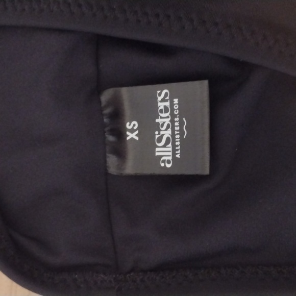 AllSisters Responsible Swimwear Black ScorpII Swim Top Size XS NWT - Picture 6 of 12